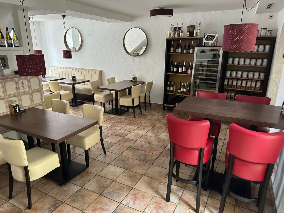 Vinopresso Gmbh - Cafe Roemer プリッヒゼンシュタット エクステリア 写真